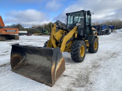 2019 Caterpillar 908M