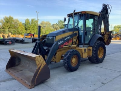 2017 John Deere 410L