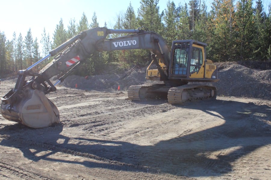 2006 Volvo EC210BLC Excavator