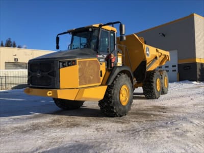 2023 John Deere 410 P