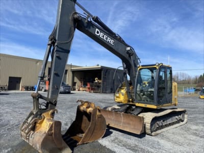 2010 John Deere 135D