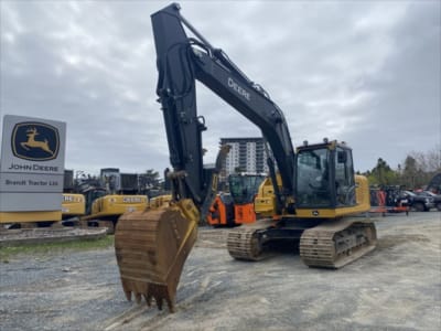 2022 John Deere 160G LC