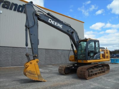 2017 John Deere 160G LC