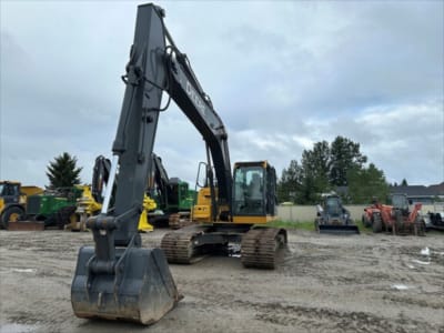 2021 John Deere 200G LC