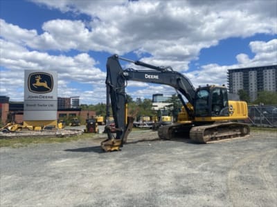 2023 John Deere 210 P