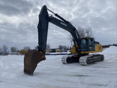 2019 John Deere 300G LC