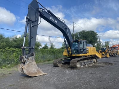 2022 John Deere 350 P
