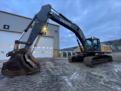 2011 John Deere 350G LC