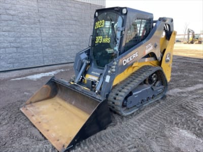 2023 John Deere 317G