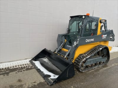 2024 John Deere 325G