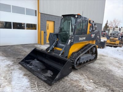 2025 John Deere 325G