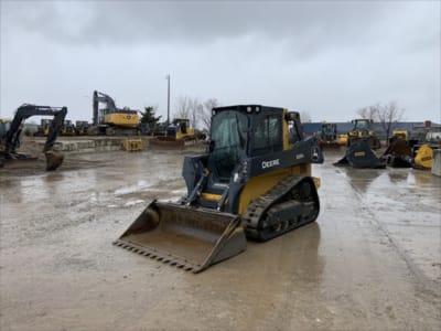 2023 John Deere 325G