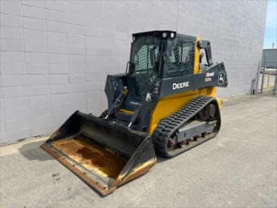 2023 John Deere 325G