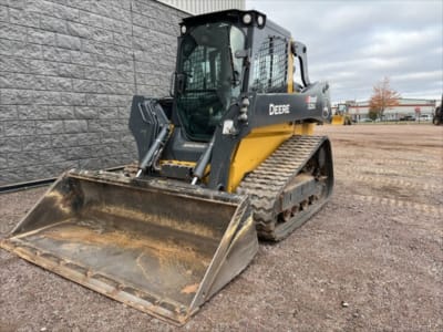 2023 John Deere 325G