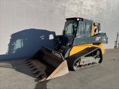 2023 John Deere 325G