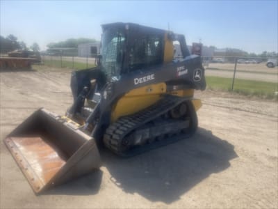 2023 John Deere 331G