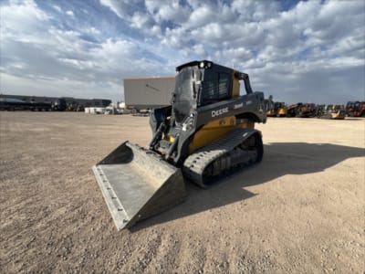2023 John Deere 331G