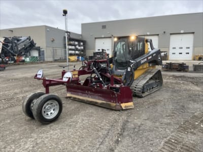 2023 John Deere 333G