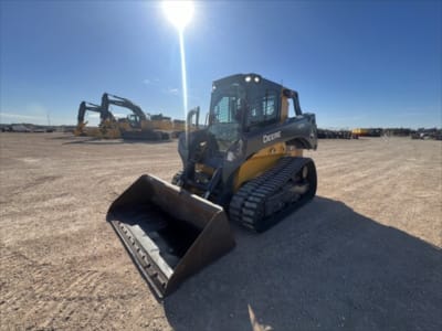 2023 John Deere 333G