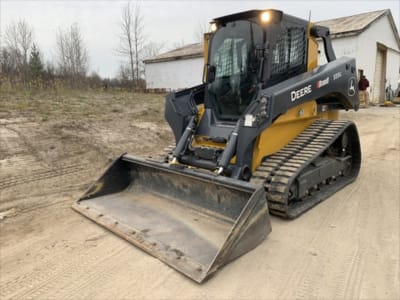 2023 John Deere 333G