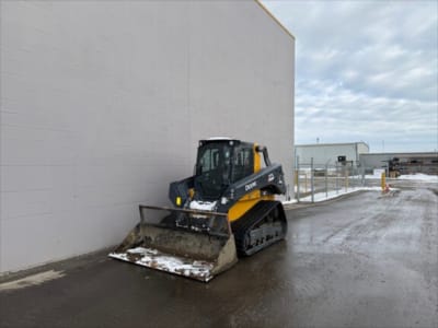 2023 John Deere 333G