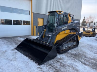 2024 John Deere 335 P
