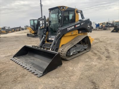 2024 John Deere 335 P