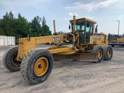 1998 John Deere 670C