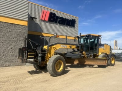 2013 John Deere 770G