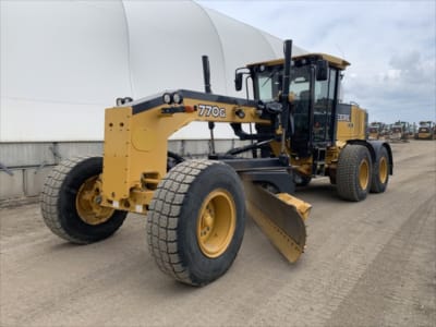2011 John Deere 770G
