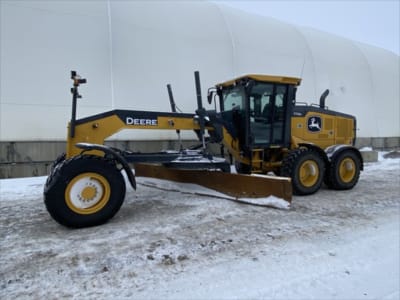 2022 John Deere 772G