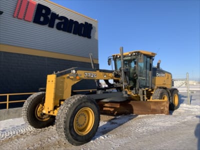 2020 John Deere 772G