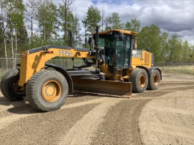 2012 John Deere 772G