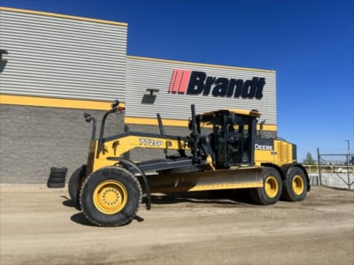 2018 John Deere 772GP