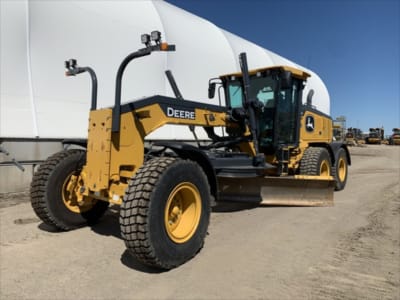 2022 John Deere 870G