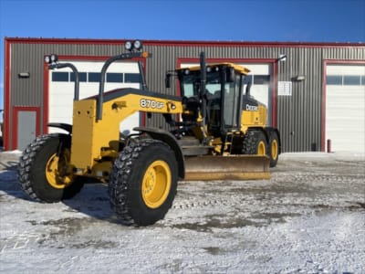2020 John Deere 870G