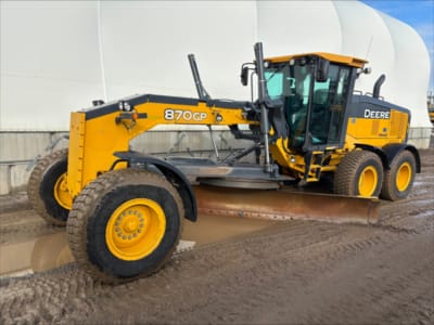 2020 John Deere 870G