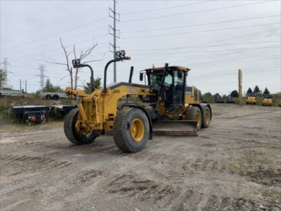 2009 John Deere 870G