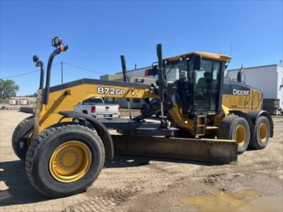 2020 John Deere 872GP