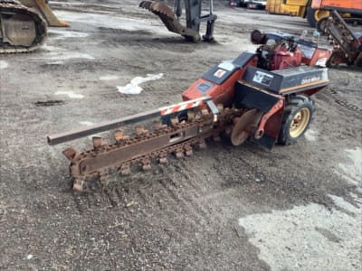2005 Ditch Witch 1820