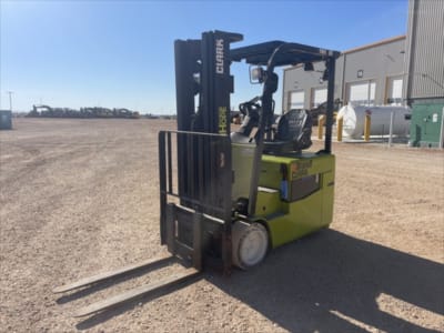 2022 Clark TMX20