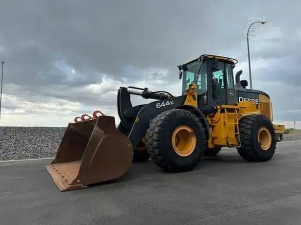 2017 DEERE 644K