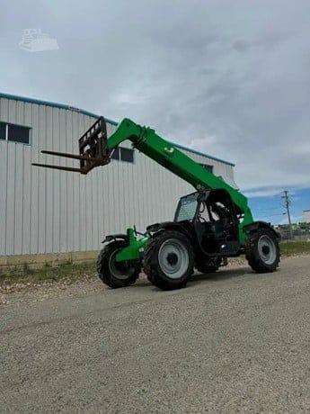2017 GENIE GTH636