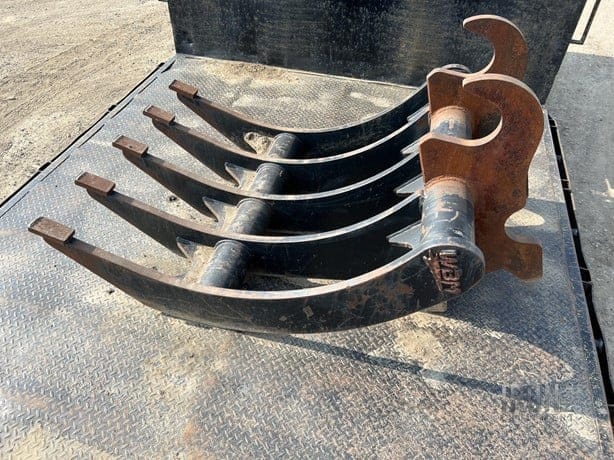 WBM 42" EXCAVATOR CLEARING RAKE