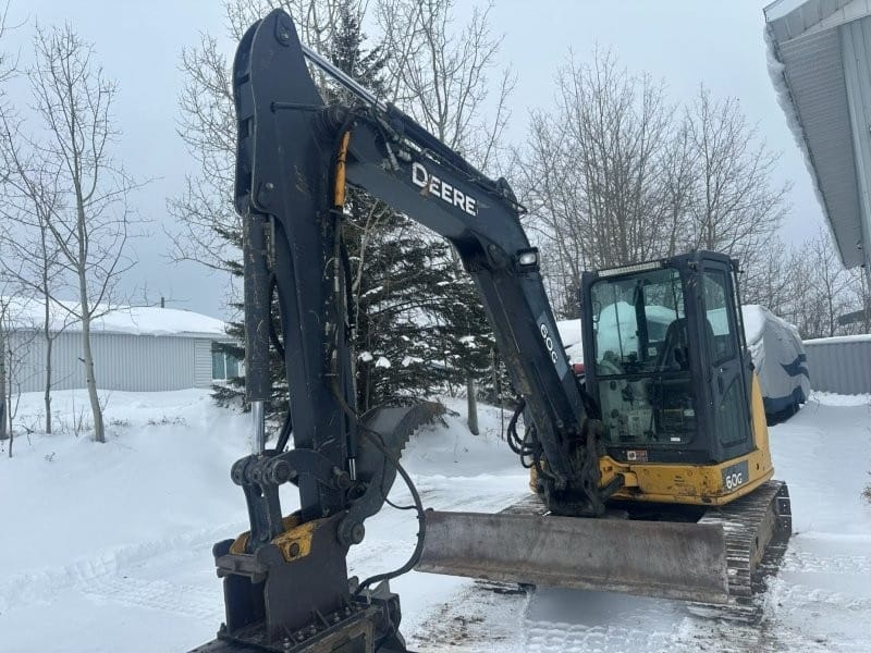 John Deere 60G 2015