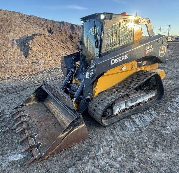 2024 DEERE 331G