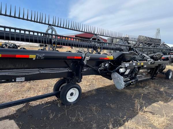 2020 MacDon FD140