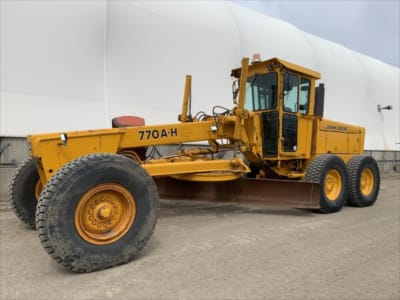 1984 John Deere 770A