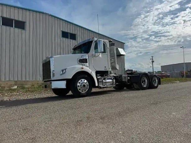 2019 FREIGHTLINER 122SD