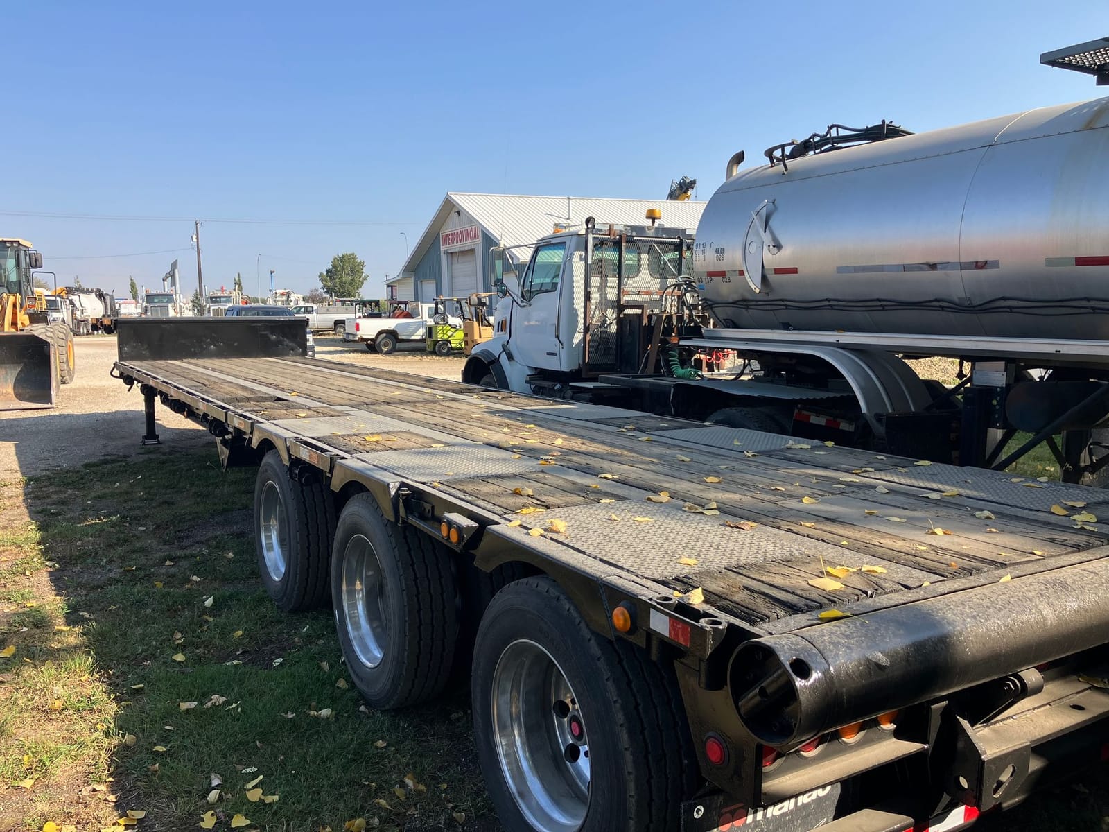 2013 Manac 49' Tri/A Trombone Extendable Step Deck Trailer